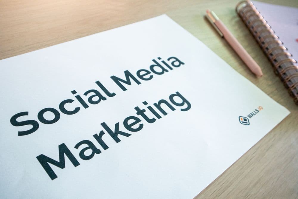 Social media marketing — illustration